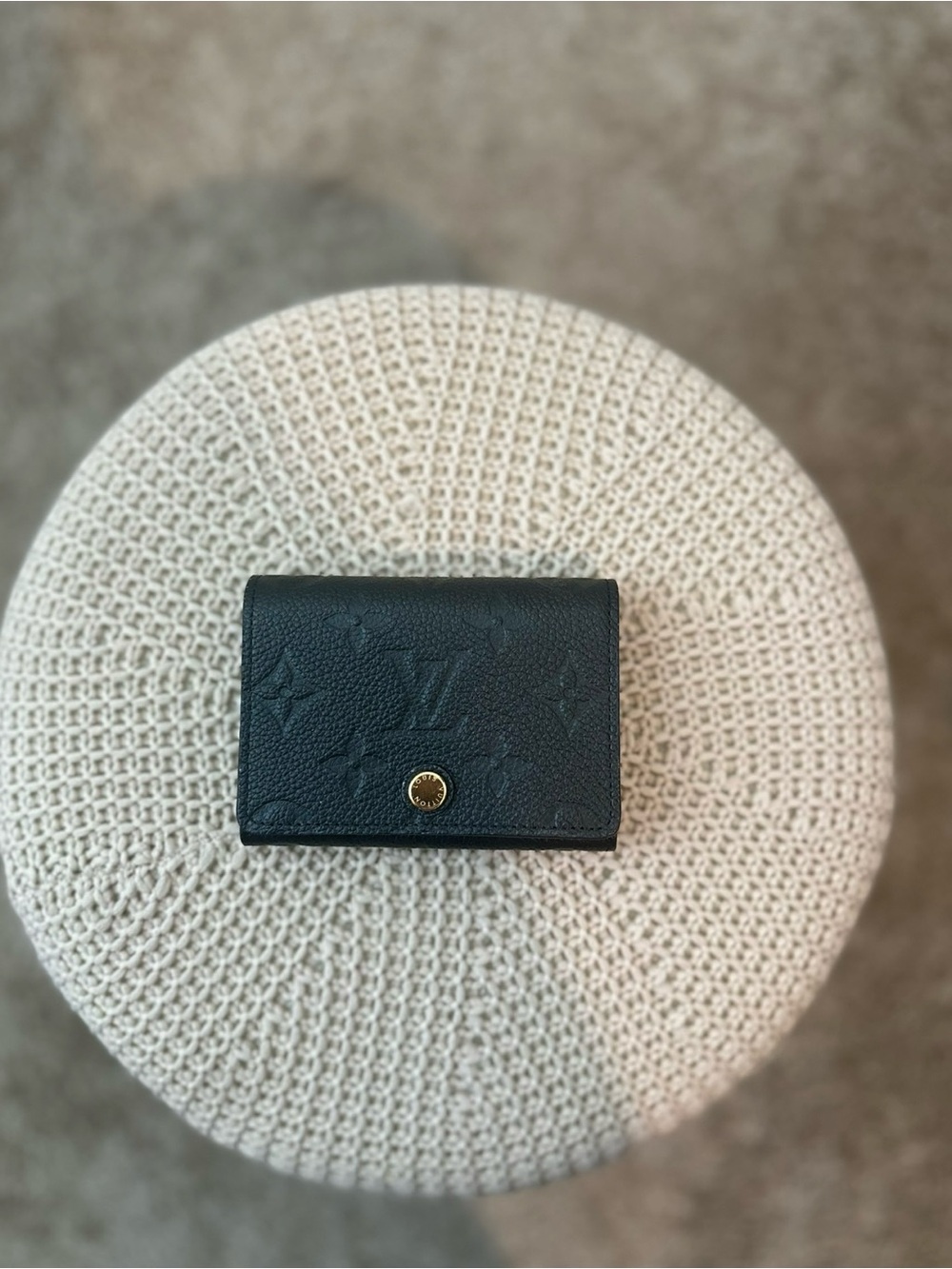 Louis Vuitton Monogram Card Case
Leather Compact Wallet